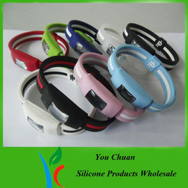 Silkscreen মুদ্রিত এবং লোগো সহ Pantone রঙ সিলিকন wristband ঘড়ির মুদ্রিত