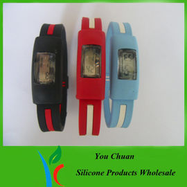 Silkscreen মুদ্রিত এবং লোগো সহ Pantone রঙ সিলিকন wristband ঘড়ির মুদ্রিত