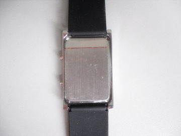নরম নিজস্ব নেতৃত্বাধীন সিলিকন wristband ওয়াচ ওয়াটারপ্রুফ এন্টি মলিন