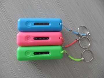2600mAh ইউএসবি LED হাল্কা, লাল / পিঙ্ক / সবুজ সঙ্গে পোর্টেবল পাওয়ার ব্যাংক