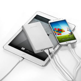 ইউনিভার্সাল 10000MAH পোর্টেবল মোবাইল পাওয়ার ব্যাংক লিথিয়াম পলিমার সেল ফাস্ট চার্জিং