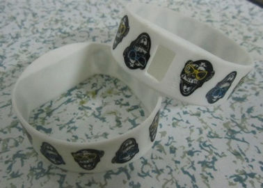 ফ্যাশন হোয়াইট ডিজিটাল সিলিকন wristband জল প্রতিরোধী 3ATM সঙ্গে ঘড়ি