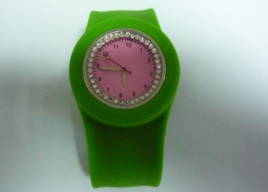 যুব জন্য OEM চার মুদ্রণ রঙ কাঁচ চড় সিলিকন wristband ঘড়ি