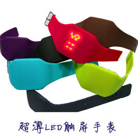 ওয়াটারপ্রুফ স্পোর্টস সিলিকন wristband ওয়াচ, টাচ স্ক্রিন Led ওয়াচ