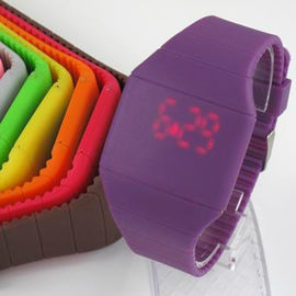 হলুদ বয়স / উইমেন্স স্পোর্টস সিলিকন wristband ডিজিটাল এলইডি টাচ স্ক্রিন