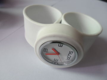 পারিবারিক বাচ্চাদের জন্য হোয়াইট সিলিকন wristband ওয়াচ জাপান চিপস